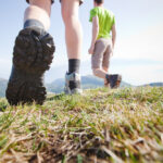 Turistická obuv – aby letné výlety neskončili na pohotovosti